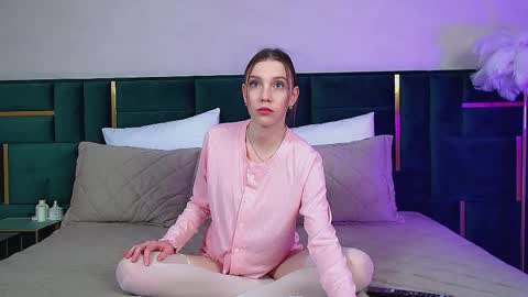 Veronica online show from November 26, 2025, 6:09 pm