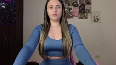 Snapshot of veronika__winslow_ chatting on June 6, 2026, 5:56 am Vero online show from June 6, 2026, 5:56 am
