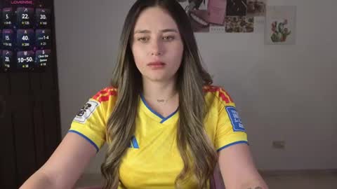 Snapshot of veronika__winslow_ chatting on July 4, 2026, 7:14 am Vero online show from July 4, 2026, 7:14 am