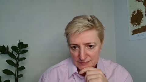 verony_ online show from March 5, 2025, 7:27 am