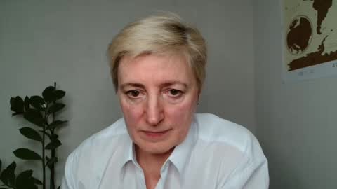 verony_ online show from March 9, 2025, 3:27 pm