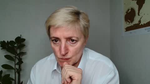 verony_ online show from March 9, 2025, 6:32 pm