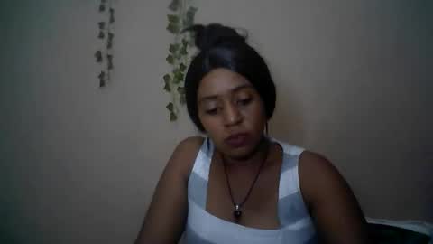 Snapshot of verronique1511 chatting on April 5, 2026, 10:34 am verronique1511 online show from April 5, 2026, 10:34 am