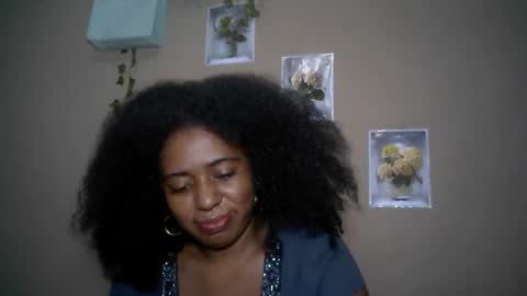 Snapshot of verronique1511 chatting on April 17, 2026, 2:47 am verronique1511 online show from April 17, 2026, 2:47 am