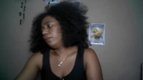 Snapshot of verronique1511 chatting on April 21, 2026, 3:13 am verronique1511 online show from April 21, 2026, 3:13 am