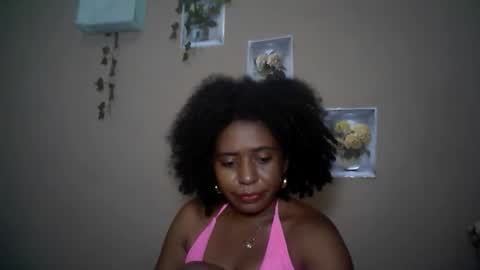 Snapshot of verronique1511 chatting on April 24, 2026, 4:20 pm verronique1511 online show from April 24, 2026, 4:20 pm