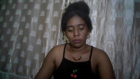 Snapshot of verronique1511 chatting on May 10, 2026, 8:08 am verronique1511 online show from May 10, 2026, 8:08 am