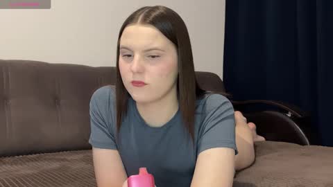 Karina followed me bb online show from November 20, 2025, 7:41 am