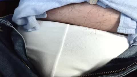 Erik online show from November 27, 2025, 8:05 am