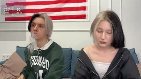 veryraretwins online show from January 6, 2026, 11:40 pm