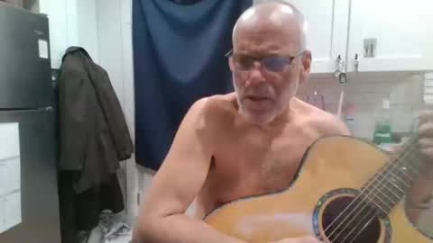 Snapshot of verysmallpeni chatting on December 8, 2024, 10:41 am verysmallpeni online show from December 8, 2024, 10:41 am