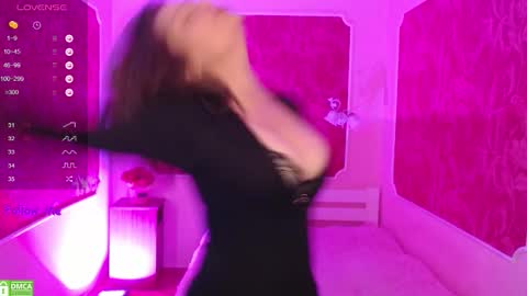 Kate online show from November 21, 2025, 8:24 am