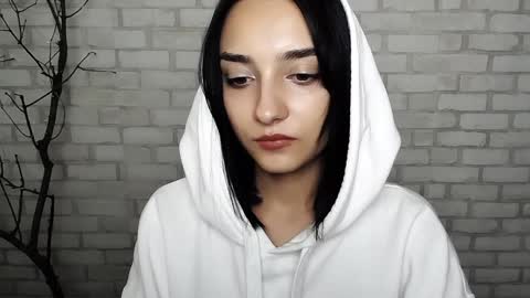 Ana online show from December 12, 2024, 2:44 pm