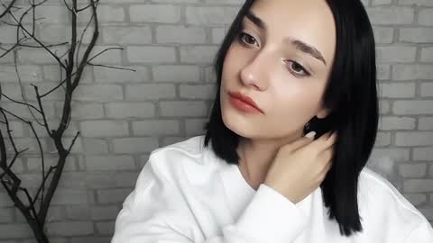 Ana online show from January 1, 2025, 10:46 pm