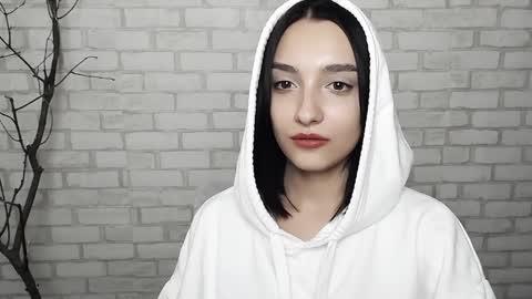 Ana online show from February 6, 2025, 5:51 pm