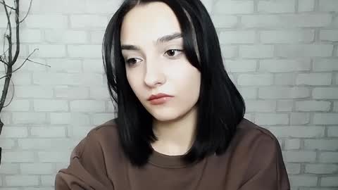 Ana online show from February 13, 2025, 2:31 pm