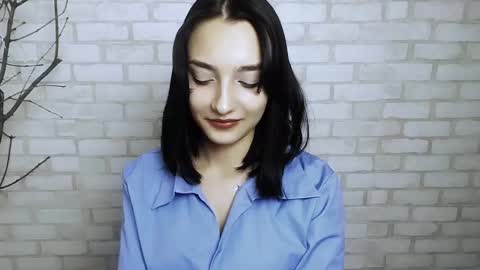 Ana online show from February 27, 2025, 2:10 pm