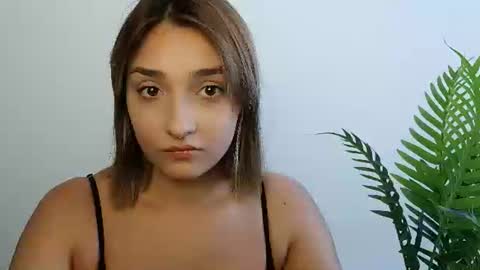 Snapshot of veryveryshygirl chatting on July 16, 2026, 11:27 am Ana online show from July 16, 2026, 11:27 am