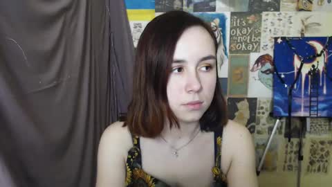 veryveryvery_shy online show from March 1, 2025, 12:56 pm