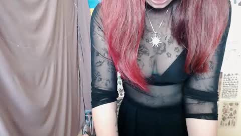 veryveryvery_shy online show from September 25, 2025, 5:44 am