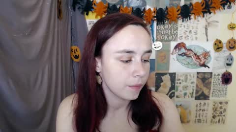 veryveryvery_shy online show from October 3, 2025, 5:32 pm
