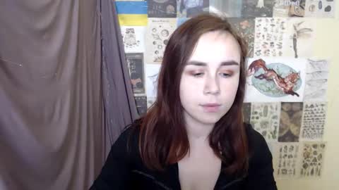 veryveryvery_shy online show from November 13, 2025, 11:09 am