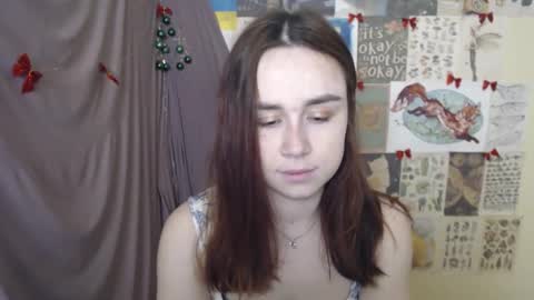 veryveryvery_shy online show from December 23, 2025, 9:29 am