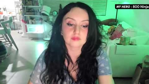 vesafine online show from November 5, 2025, 4:23 am