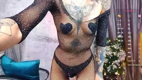Snapshot of vespera_ chatting on December 20, 2025, 8:38 pm Lady or Goddess Vespera online show from December 20, 2025, 8:38 pm