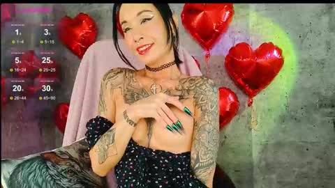 Snapshot of vespera_ chatting on February 18, 2026, 12:06 am Lady or Goddess Vespera online show from February 18, 2026, 12:06 am