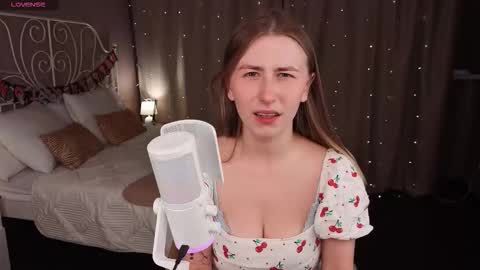 Celeste online show from November 6, 2025, 6:36 am