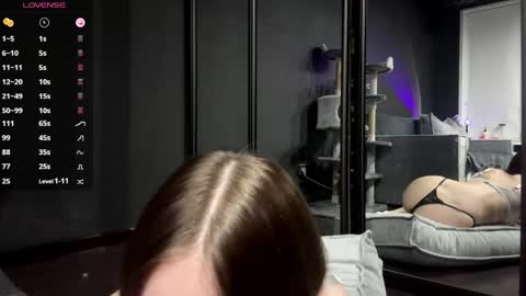 Snapshot of vestaszanto chatting on April 30, 2026, 8:57 pm Esta online show from April 30, 2026, 8:57 pm