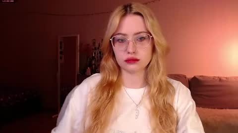 Iva  online show from June 19, 2026, 12:37 am