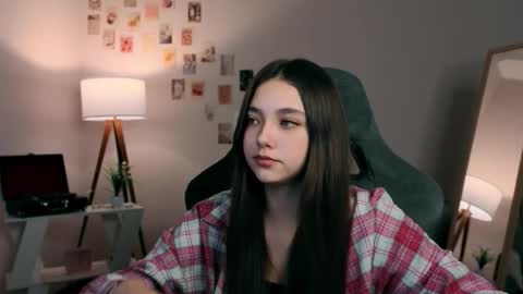 Snapshot of vexorin chatting on December 4, 2025, 7:22 pm Rachel online show from December 4, 2025, 7:22 pm