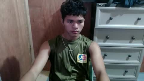 Snapshot of vflashy505 chatting on October 13, 2025, 6:35 am vflashy505 online show from October 13, 2025, 6:35 am