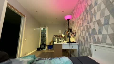 Snapshot of viablossom chatting on March 31, 2026, 10:48 am viablossom online show from March 31, 2026, 10:48 am