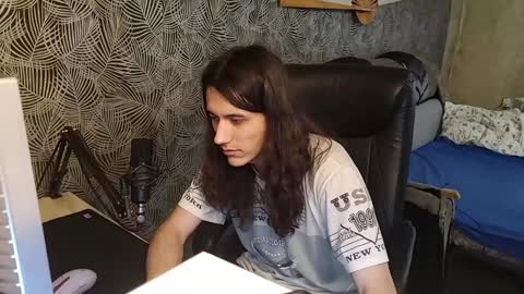 vialeras online show from December 5, 2024, 6:54 am