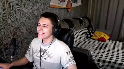 vialeras online show from February 11, 2025, 7:59 pm