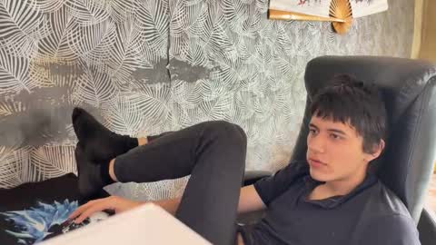 vialeras online show from September 17, 2025, 4:47 am