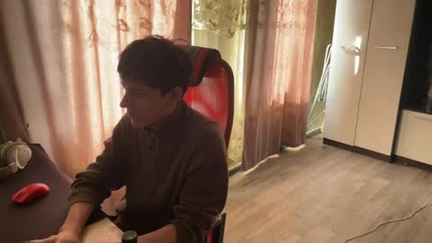 vialeras online show from April 14, 2026, 5:57 am