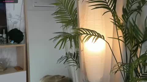 Mikky online show from March 9, 2025, 6:06 am