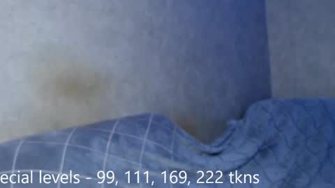 Snapshot of vibetwins chatting on December 15, 2025, 4:44 pm Anna Tim online show from December 15, 2025, 4:44 pm