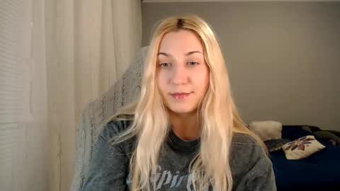Amelia online show from October 24, 2025, 5:31 pm