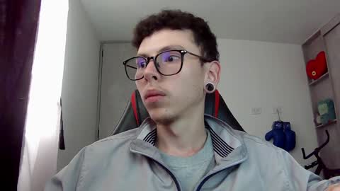 Vicent Brais online show from December 3, 2024, 11:22 am