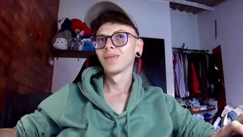 Vicent Brais online show from February 10, 2025, 9:47 pm