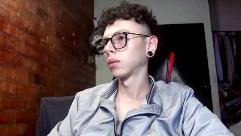 Vicent Brais online show from February 18, 2025, 12:26 am