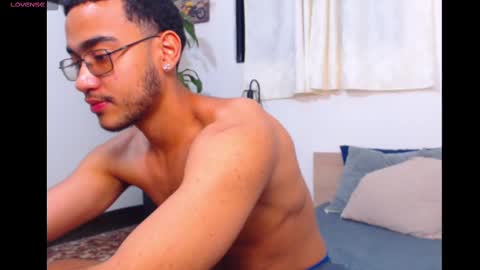 Vic online show from September 15, 2025, 11:16 pm