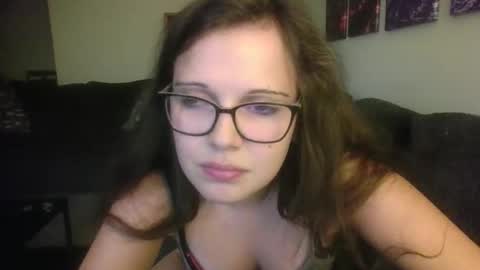 vichyde95 online show from October 20, 2025, 10:54 pm