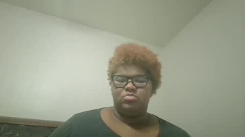 Snapshot of vickiryder56 chatting on December 19, 2025, 5:03 am vickiryder56 online show from December 19, 2025, 5:03 am