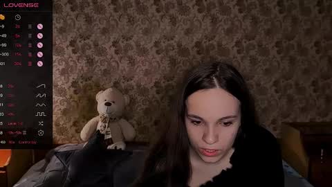 Vicky online show from December 2, 2025, 10:05 pm